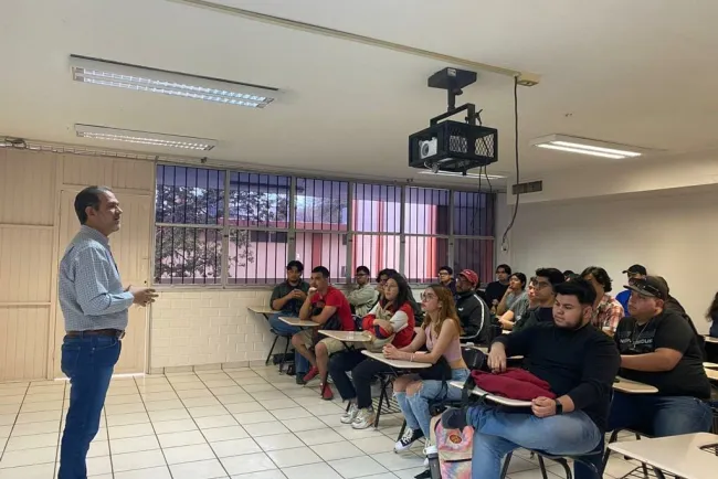 Opina Durazo sobre aparición de exgobernador Padrés en la Unison