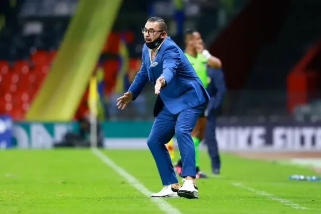 Mohamed dirigirá a Pumas