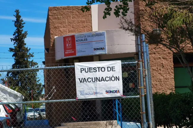 Llaman a profesores a vacunarse