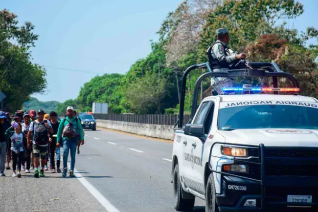 Caen elementos de la GN por traficar con migrantes en Oaxaca
