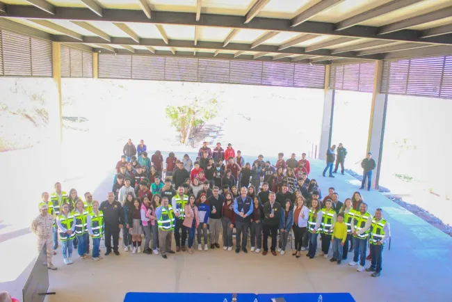 Atestigua Alcalde el inicio de bebederos con agua purificada