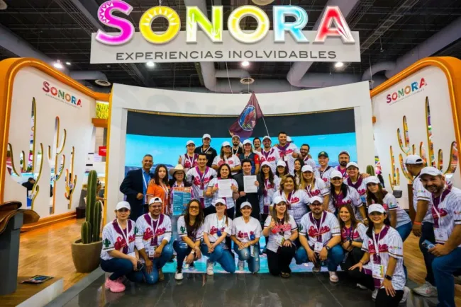 Firma gobierno convenio con “Cross Border Express”