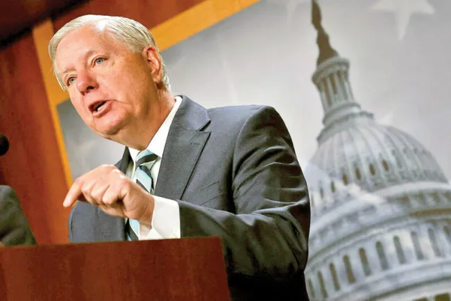 Busca senador que ejército de EU vaya por narcos a México