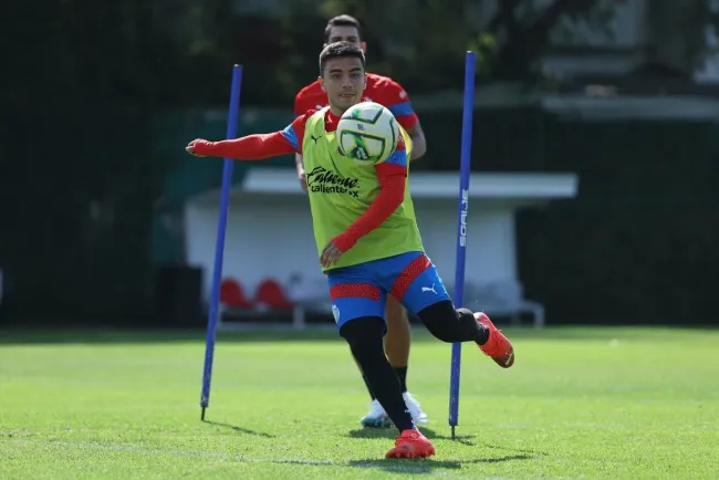 Chivas buscan salir del bache