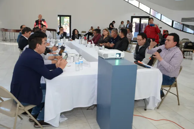 Resalta Alcalde transparencia en licitaciones de obras en FOPIN