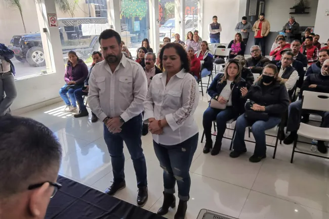 Buscan dirigir el PRI Nogales, registran planilla única