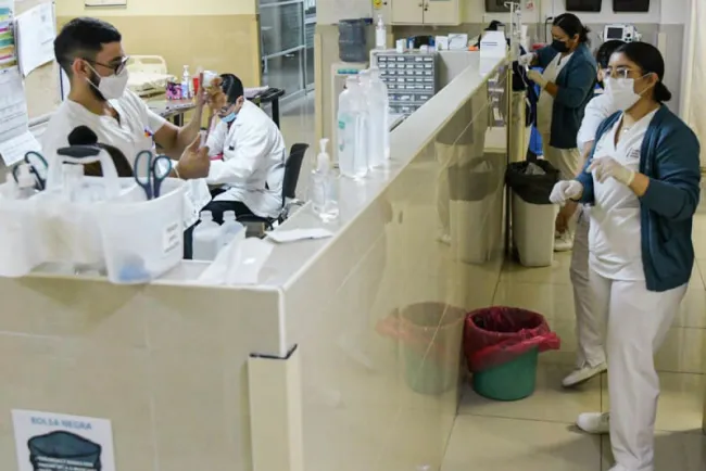 Trasladan a otro migrante de Ciudad Juárez a la CDMX para atención médica 