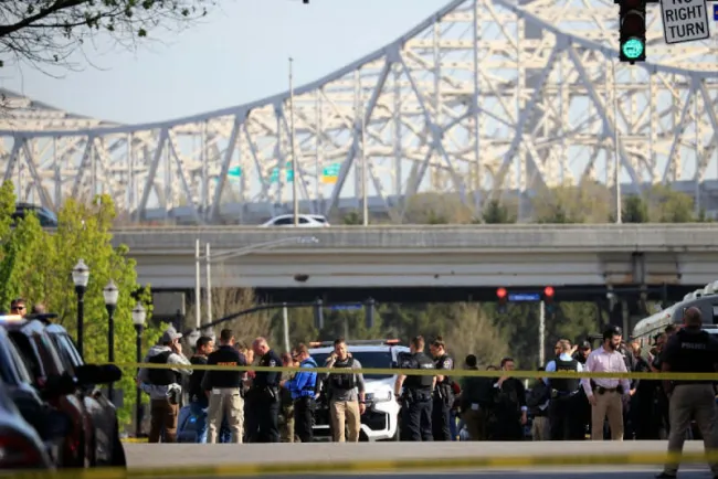 Deja tiroteo en EU 5 muertos