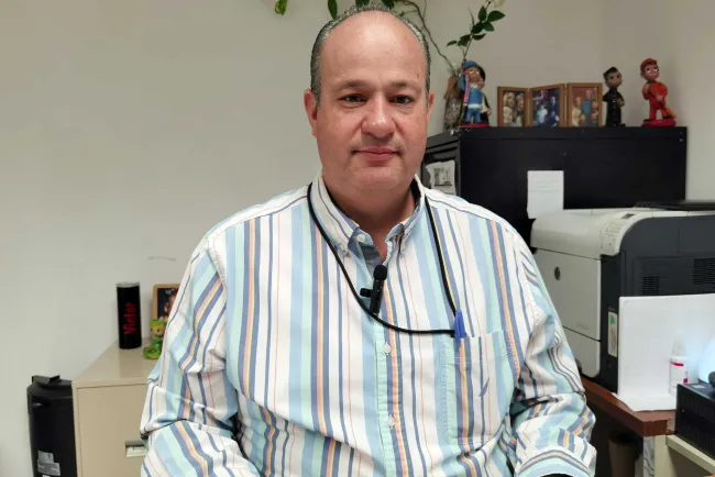 Encuentran errores en aplicaciones para becas del Estado