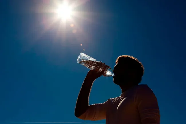 Llaman a cuidarse de las altas temperaturas