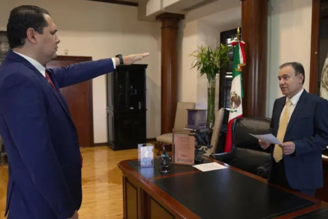 Adolfo Salazar es nuevo secretario de gobierno