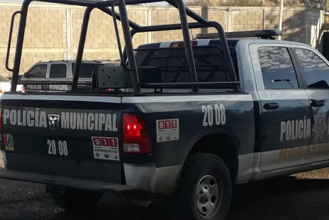 Roban y dañan escuela