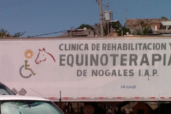 Brindan equinoterapias para niños y jóvenes