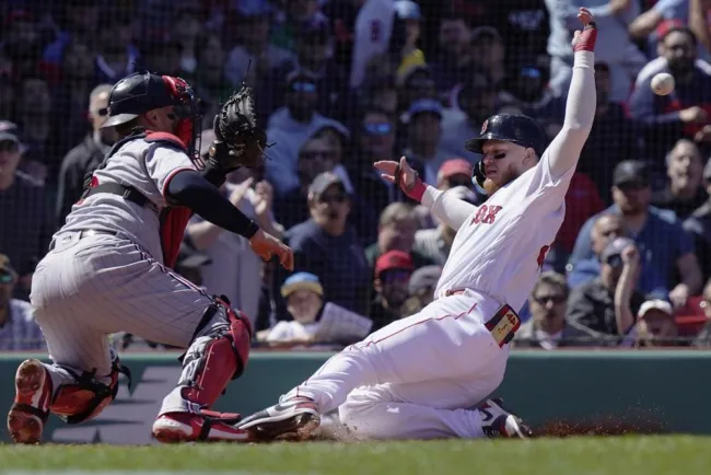 Sacude Verdugo segundo jonrón