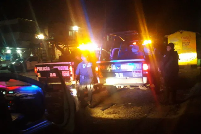 Evita que arresten a su hijo, consumía droga en la calle