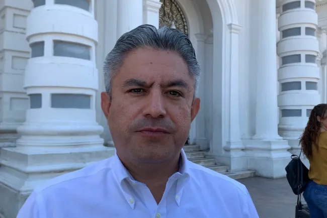 Avanza negociación con sindicatos de la Unison para evitar huelgas