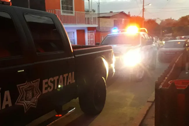 Encuentran a persona sin vida en lavado de autos