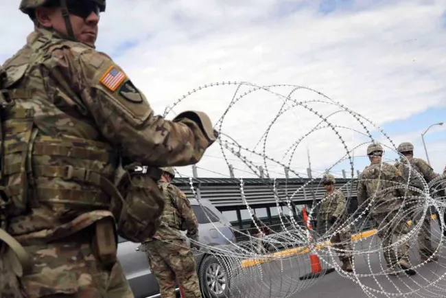 Envían mil 500 soldados a frontera entre EU y México; confirma Pentágono