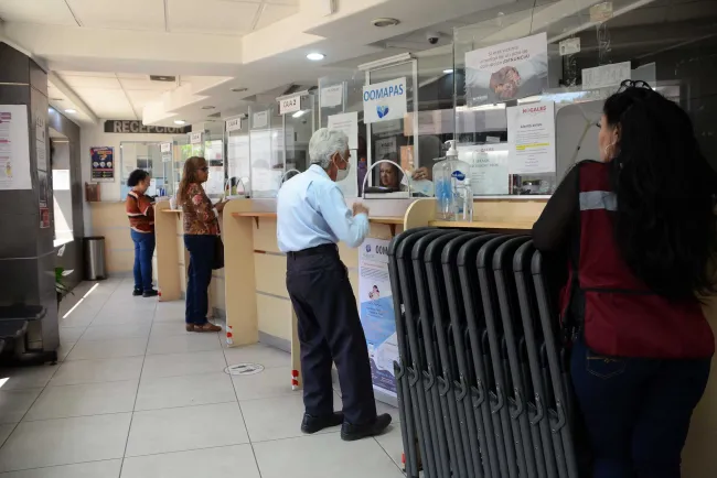 Mejora evaluación de calificadoras sobre deuda pública