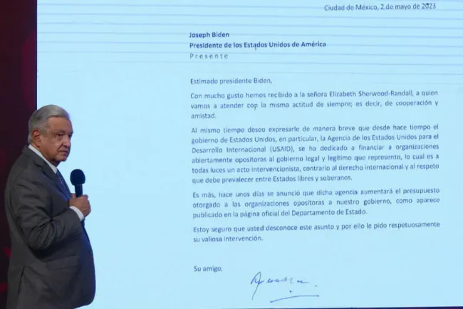 Reclama AMLO a Biden por financiamiento organizaciones opositoras
