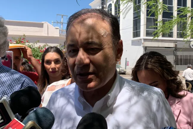 Gobernador pide celeridad para levantar huelga en Unison