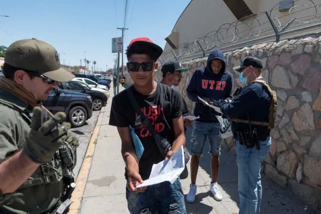 Siembra EU miedo a migrantes en El Paso; los obligan a retirarse