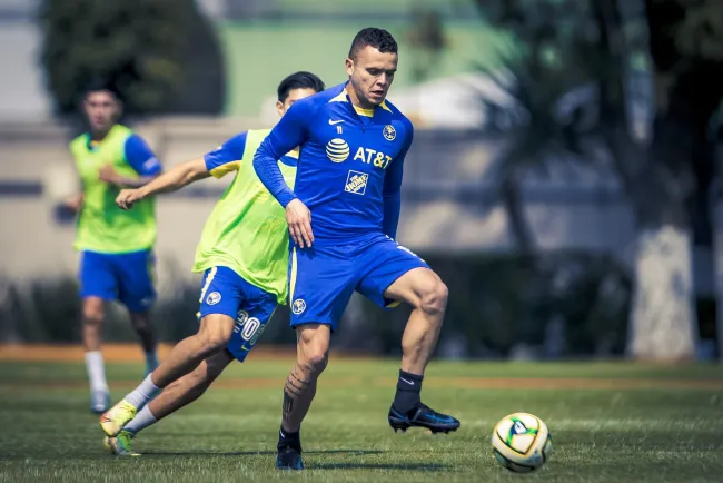 Buscan Aguilas poner la puntilla