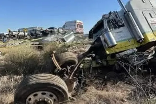 Identifican a víctimas fallecidas en accidente carretero