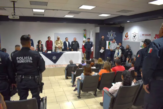 Analiza comisiones unidas programa de apoyos a policías