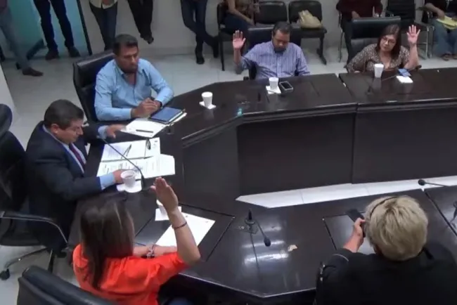 Aceptan propuesta de gobernador para titular de la FGJE