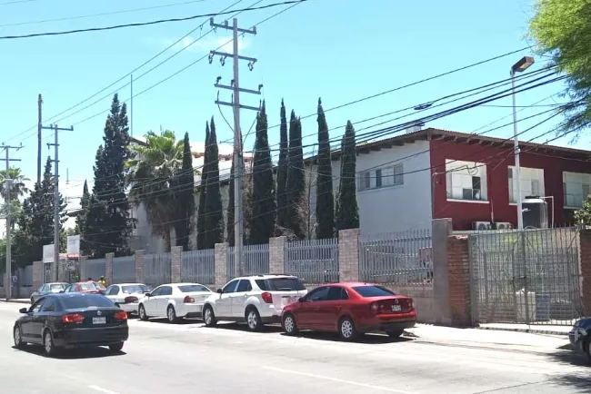 Hospitalizan a estudiante de secundaria; se intoxicó con “Wax”