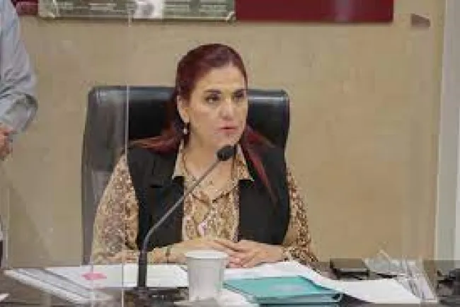 Analizarán incremento de becas del estado