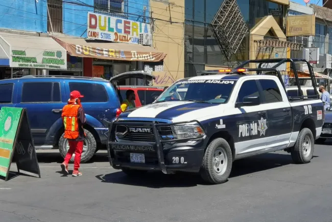 Persiste afectación vial por casas de cambio