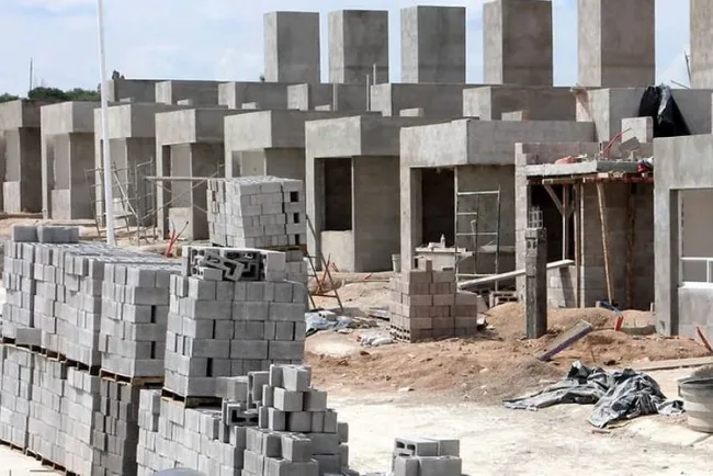 Construirán 12 mil viviendas de interés social este año