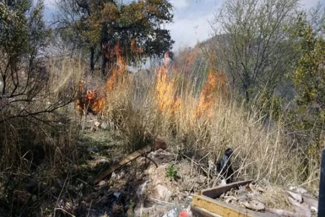 Incrementan llamados por incendios de maleza