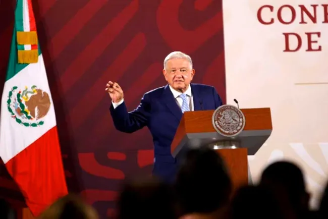 Deben “corcholatas” renunciar el lunes si Consejo de Morena lo aprueba, dice AMLO