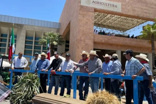 Amenazan productores del campo de 21 estados con movilizaciones
