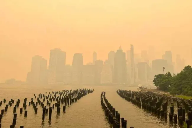 Llegará humo de incendios forestales en Canadá a Europa, advierte Noruega