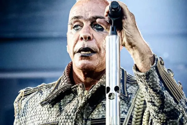 Vocalista de Rammstein niega haber abusado de mujeres
