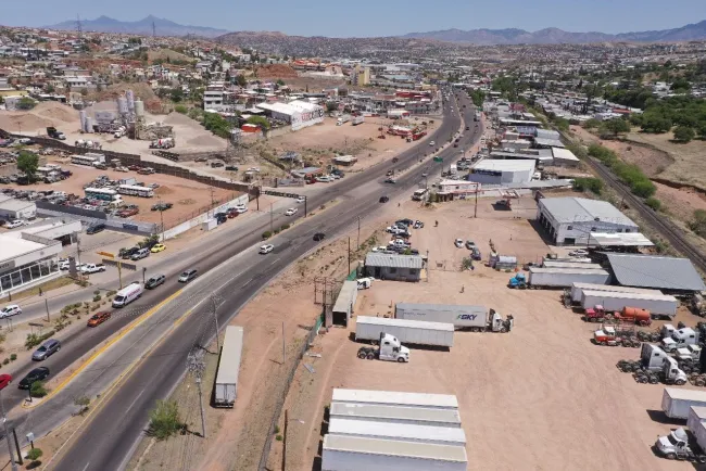 Anuncia Alcalde arranque de obra de pavimentación de entrada a Nogales