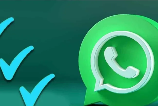 ¿Qué son las 3 palomitas azules en WhatsApp?