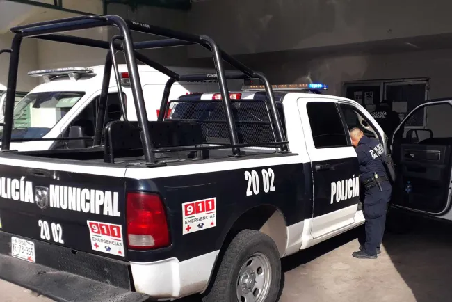 Mujer se corta las venas; es hospitalizada de emergencia