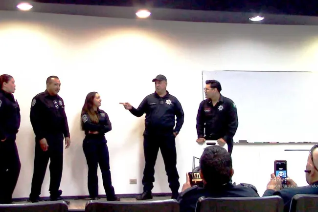 Capacita Unavim a policías