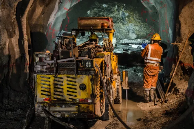 Millonaria inversión minera en Sonora detenida por trámites federales