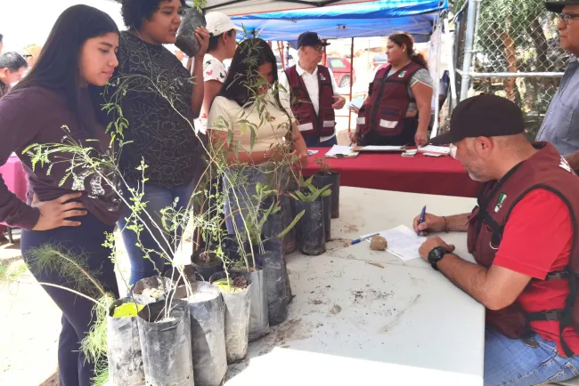 Llevan ‘Jornadas en tu Colonia’ a Las Torres