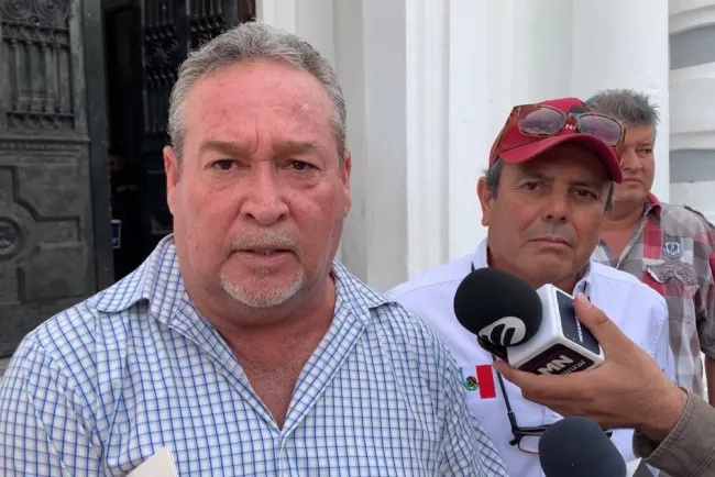 Son 10 fraudes reportados en regularización de autos