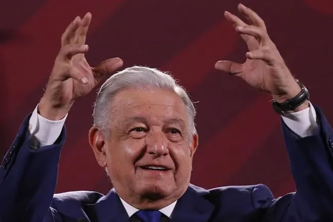Es una simulación la selección de candidato en la oposición: AMLO