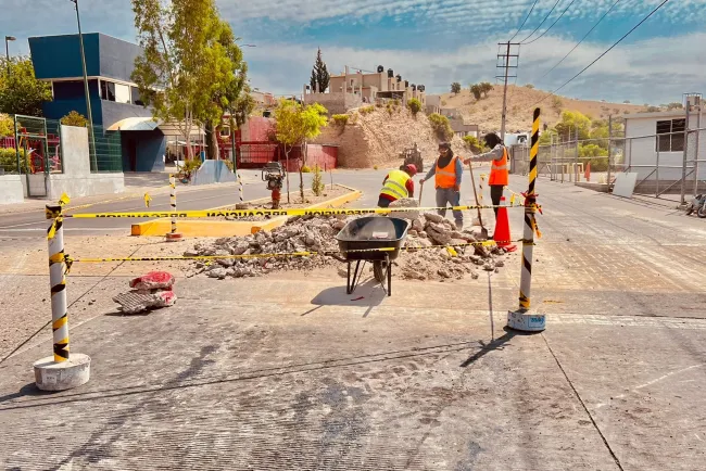 Mejoran vialidades en Lomas de Anza y San Carlos