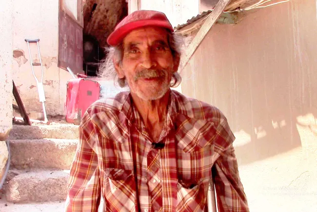 Pide don Jesús apoyo; perdió todo en un incendio