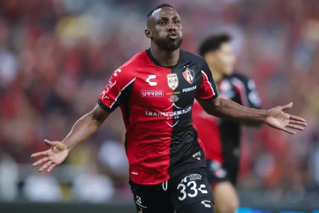 Quiñones enfila al Nido